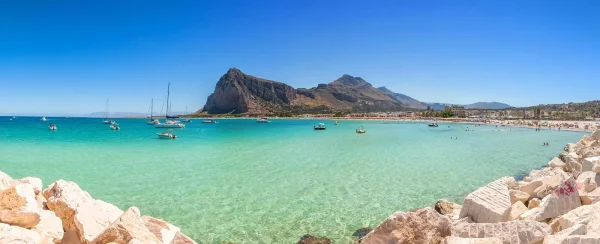 Scoprire la Sicilia dal Mare: cresce l’esperienza esclusiva del noleggio dei gommoni di lusso